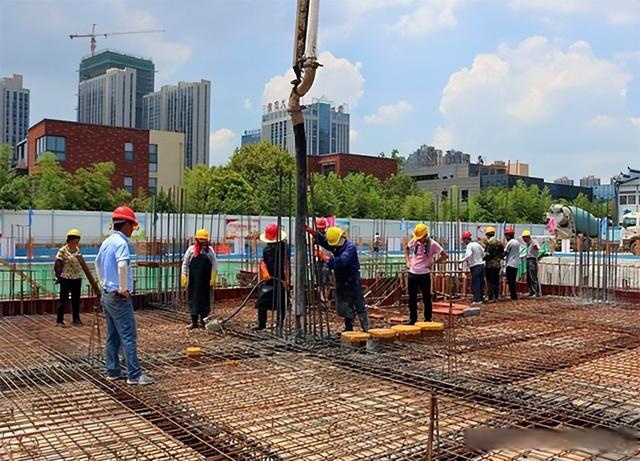 主體結構四大班組勞務分包價格分析——建筑勞務總包視角